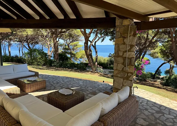 Villa Star - Tesi Viaggi